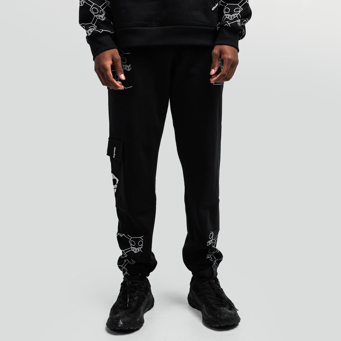 BLEACH Black Cargo Sweatpant
